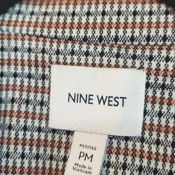 Nine West plaid blazer size medium petite - Picture 6 of 9